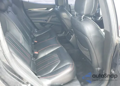 2015 Maserati Ghibli z USA, uszkodzony, nr VIN ZAM57XSA1F1144073